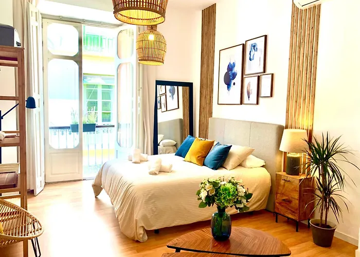 Calderon III Deluxe Central Sinesedesignhomes